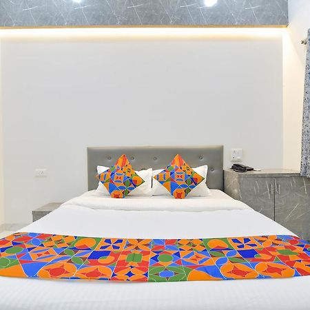 Fabhotel Grand Embassy Индор Екстериор снимка
