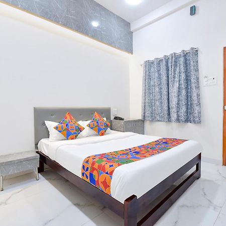 Fabhotel Grand Embassy Индор Екстериор снимка
