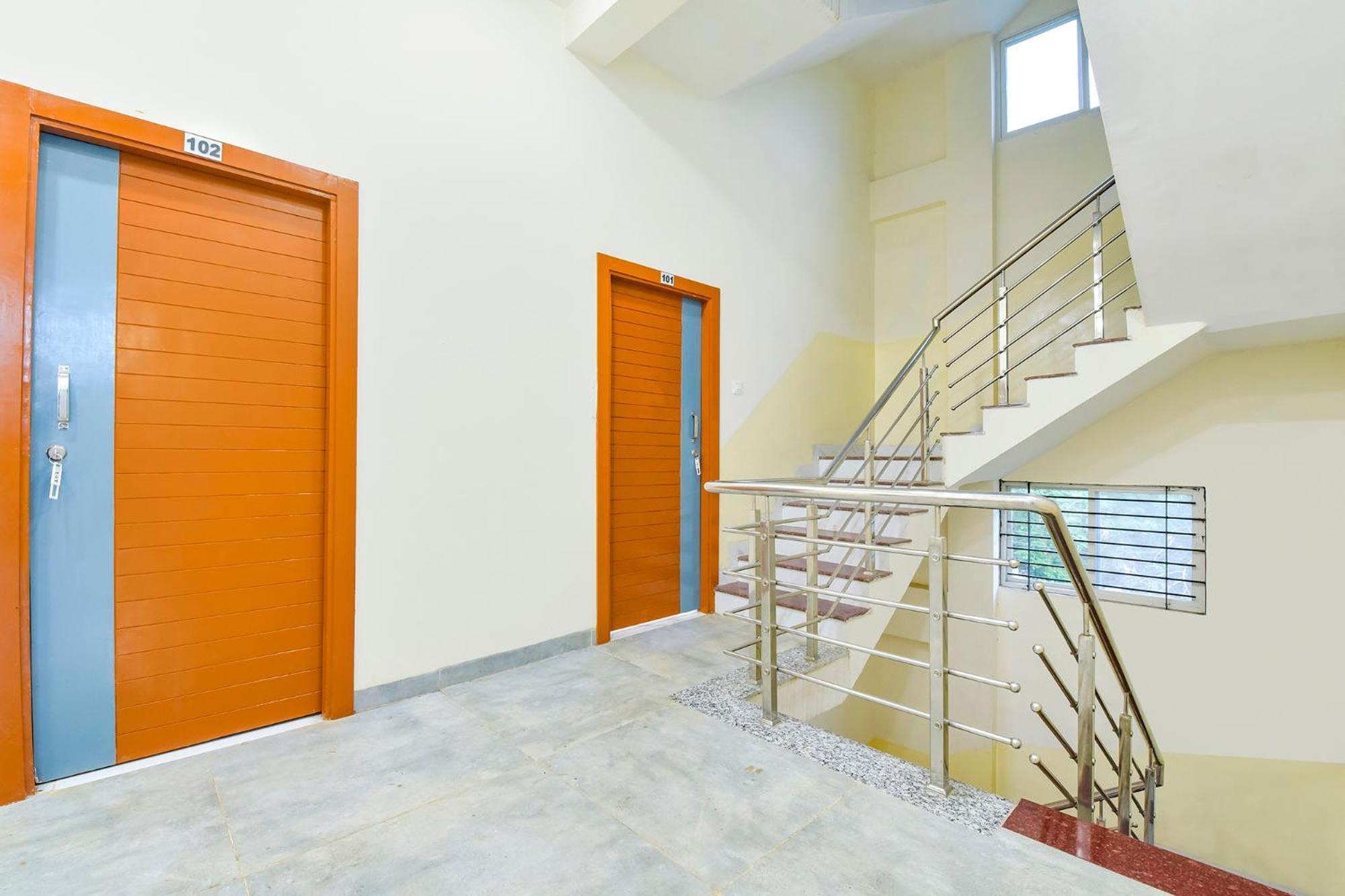 Fabhotel Grand Embassy Индор Екстериор снимка